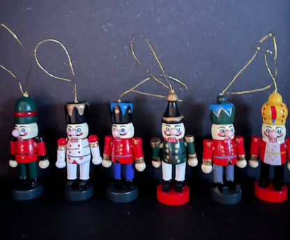 Galletas navideñas Cascanueces: diseño tradicional de Robin Reed